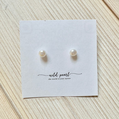 Fresh Water Pearl Stud Earrings